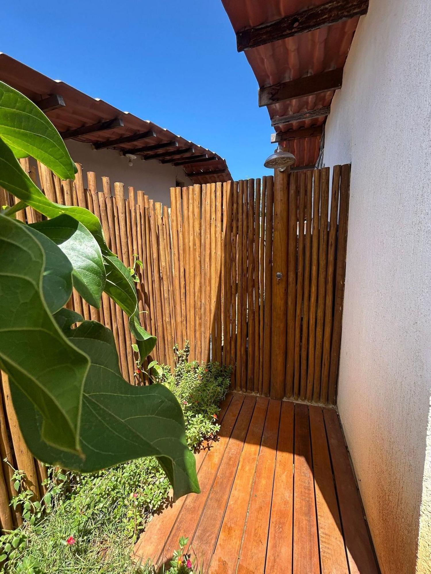 フェルナンド・デ・ノローニャ Casa Noronheiroアパートホテル エクステリア 写真