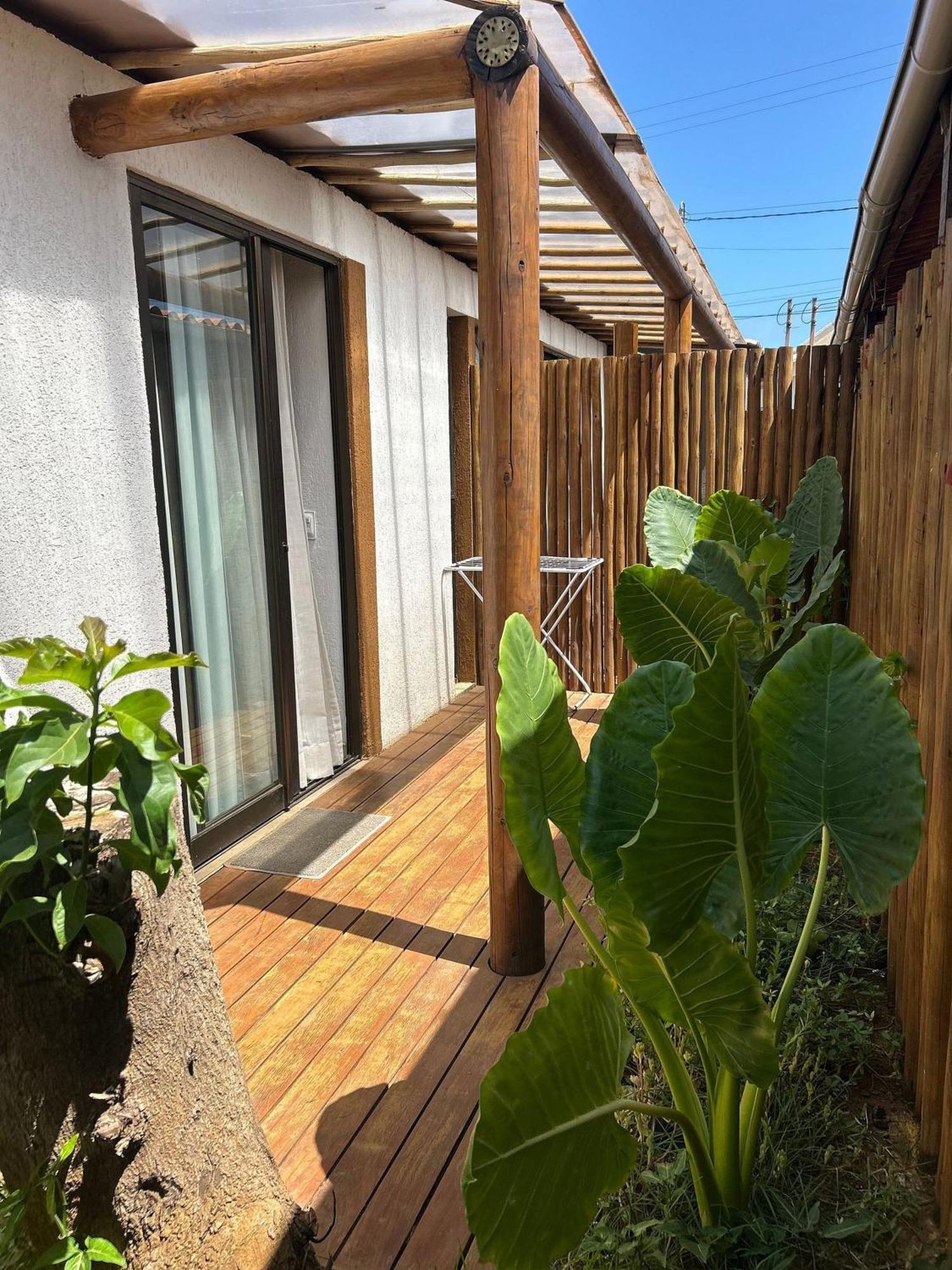 フェルナンド・デ・ノローニャ Casa Noronheiroアパートホテル エクステリア 写真