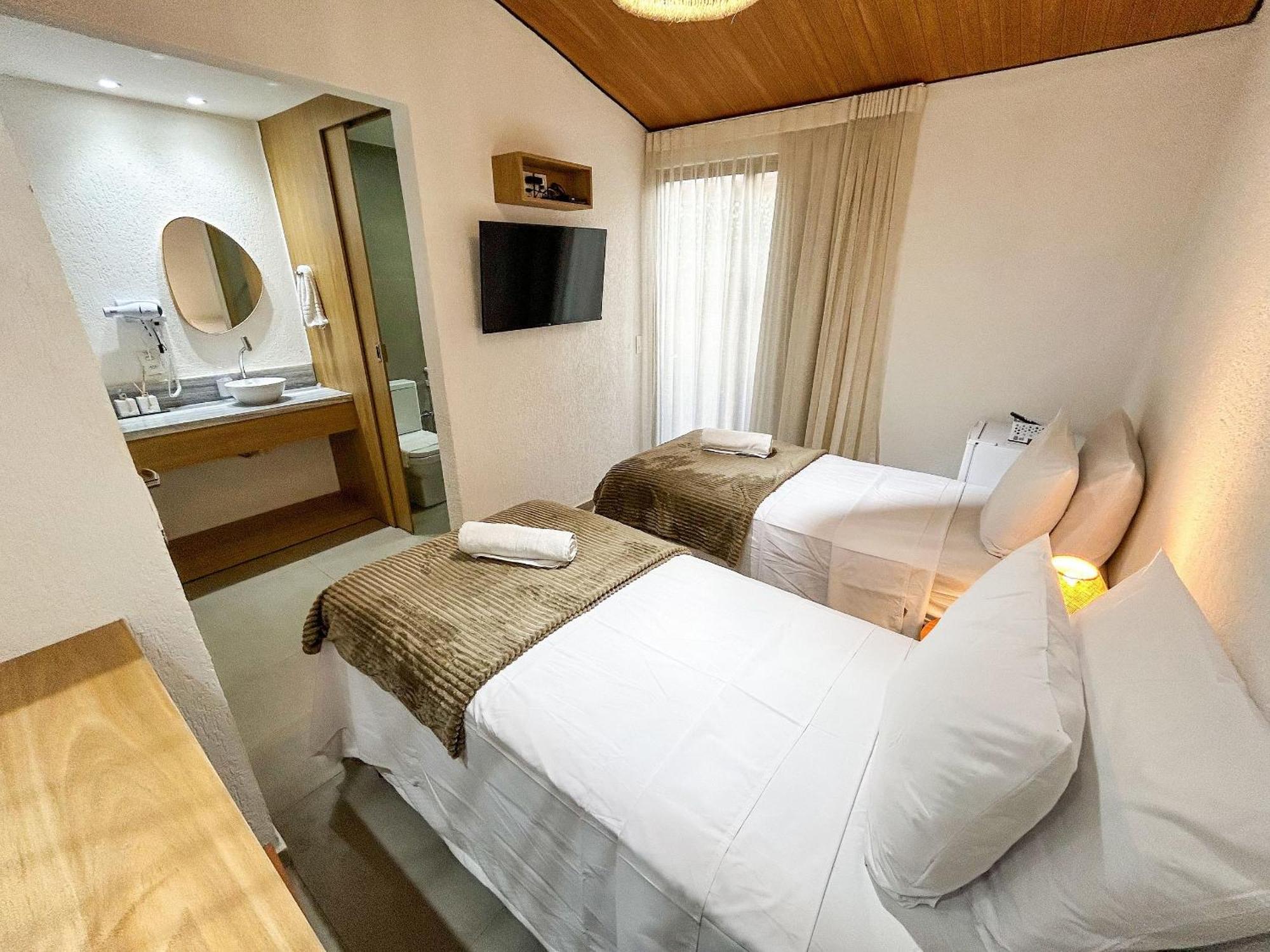 フェルナンド・デ・ノローニャ Casa Noronheiroアパートホテル エクステリア 写真